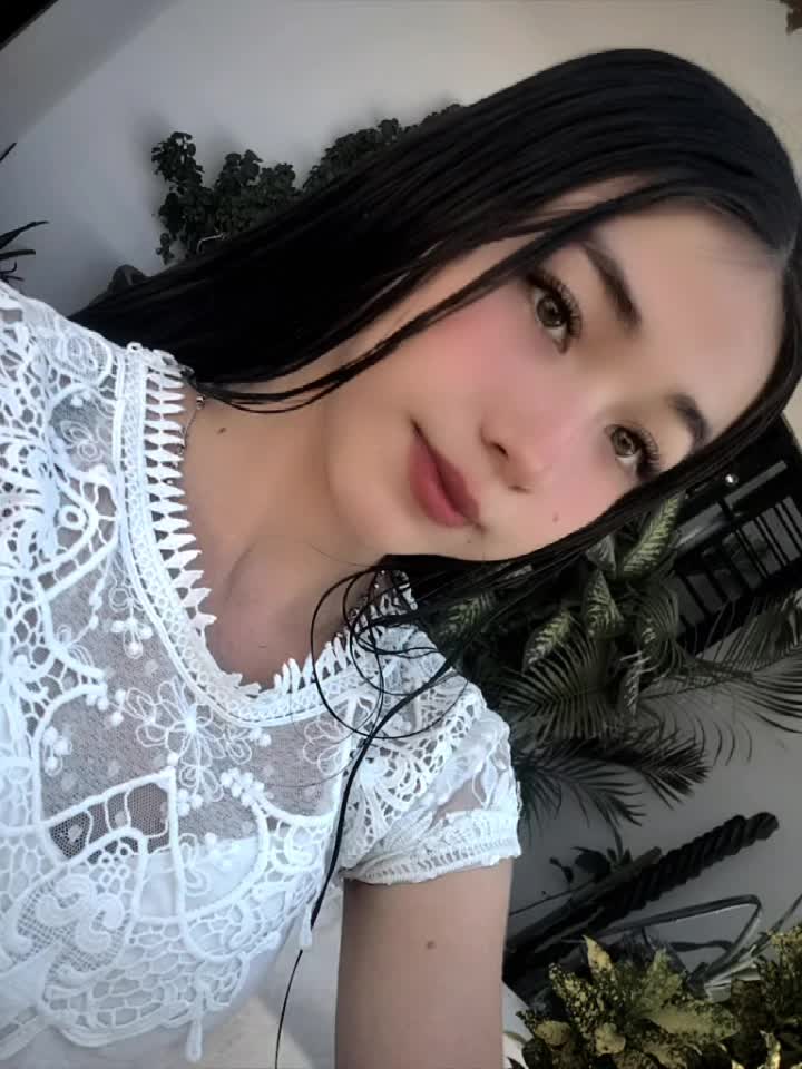 @Meryi Villamizar🧃✨