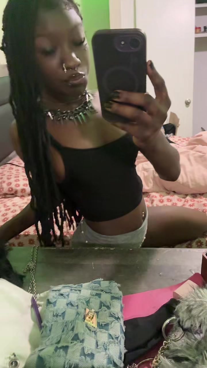 @babyygothz999