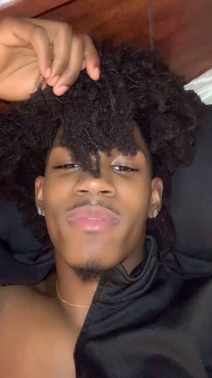 @Chazzz💤😴