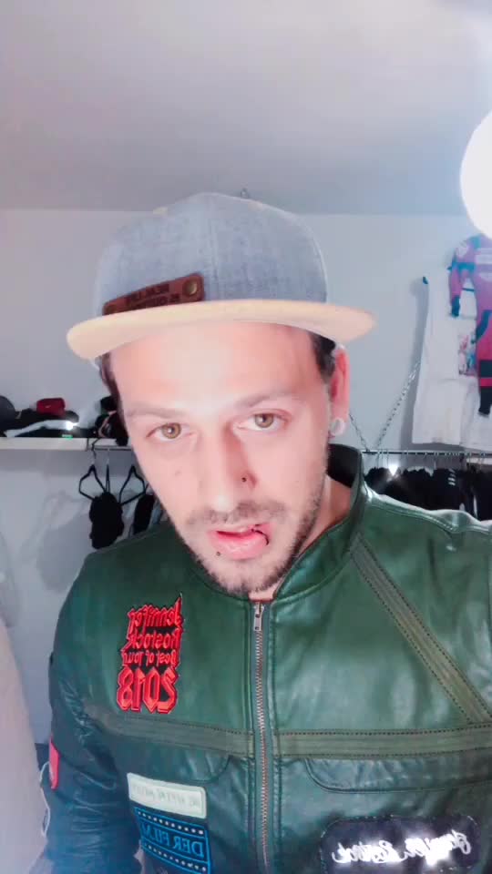 @Mihiael