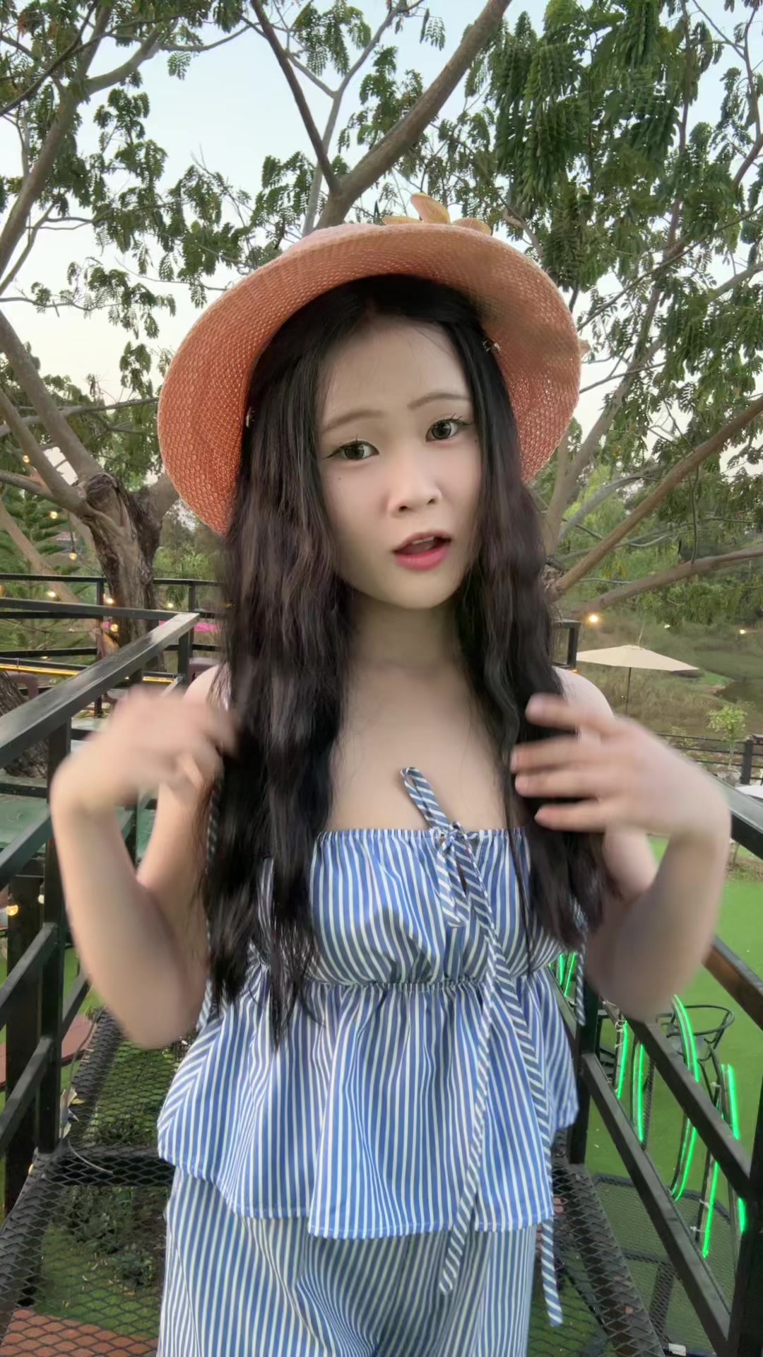 @อุ๋งอิ๋ง