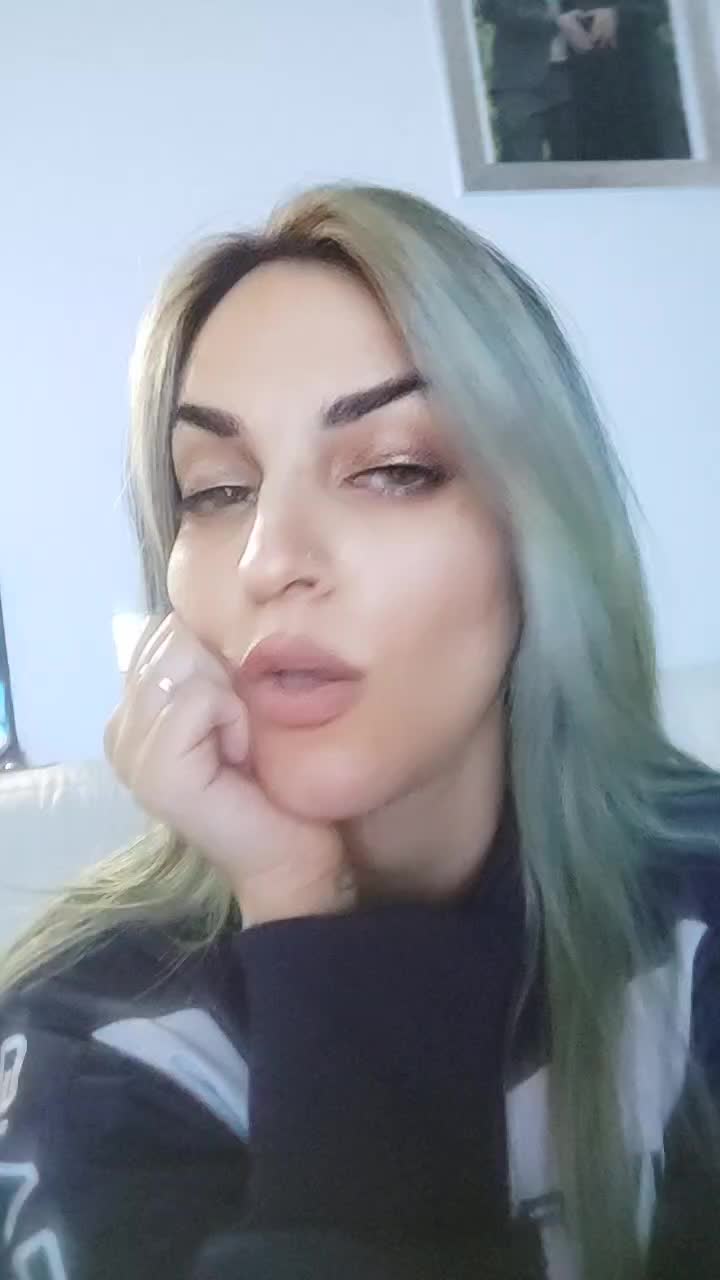 @Zaira