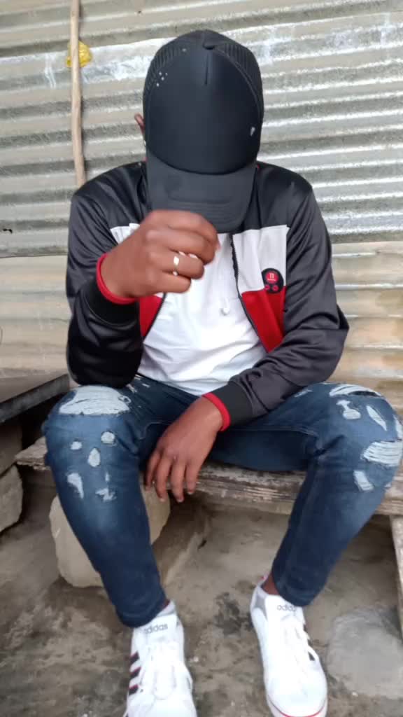 @ĹÔKĘŠH KÏÑG 👑 👑