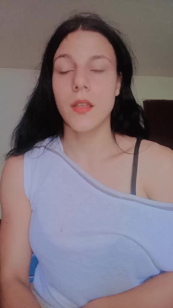 @TIĆA💞