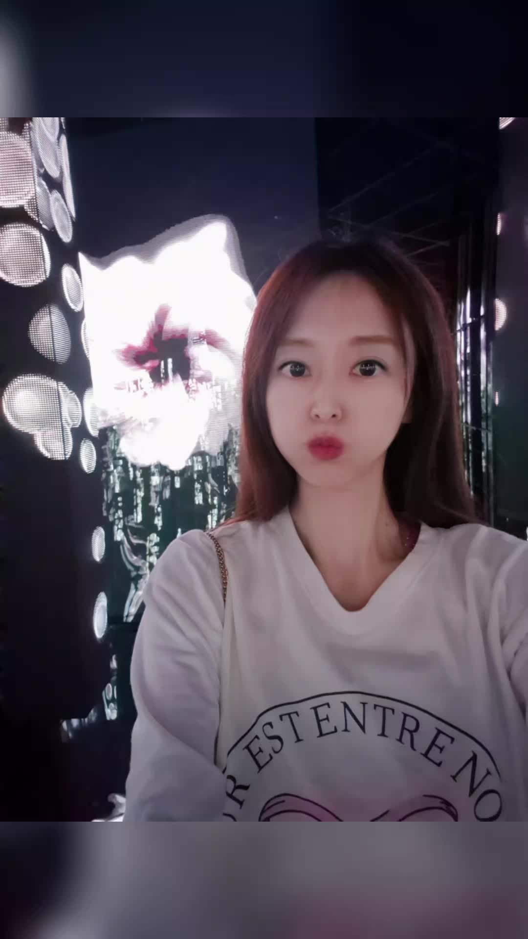 @hhluv_8888