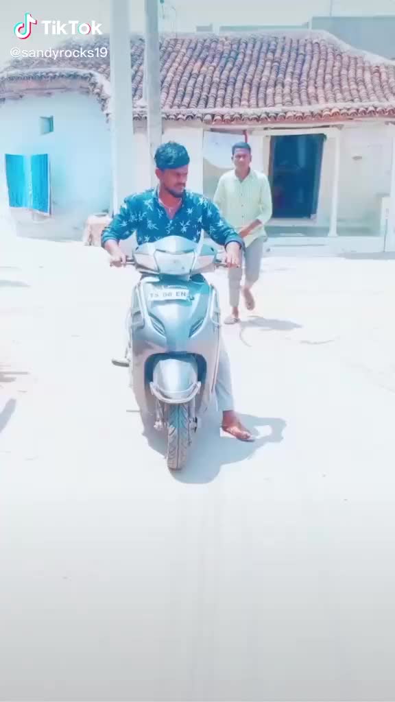 @vamshi rajak 795