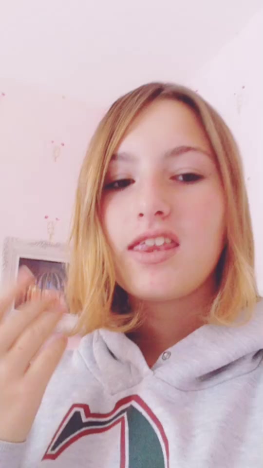 @Nanané