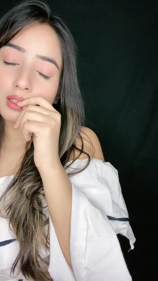 @Anicka