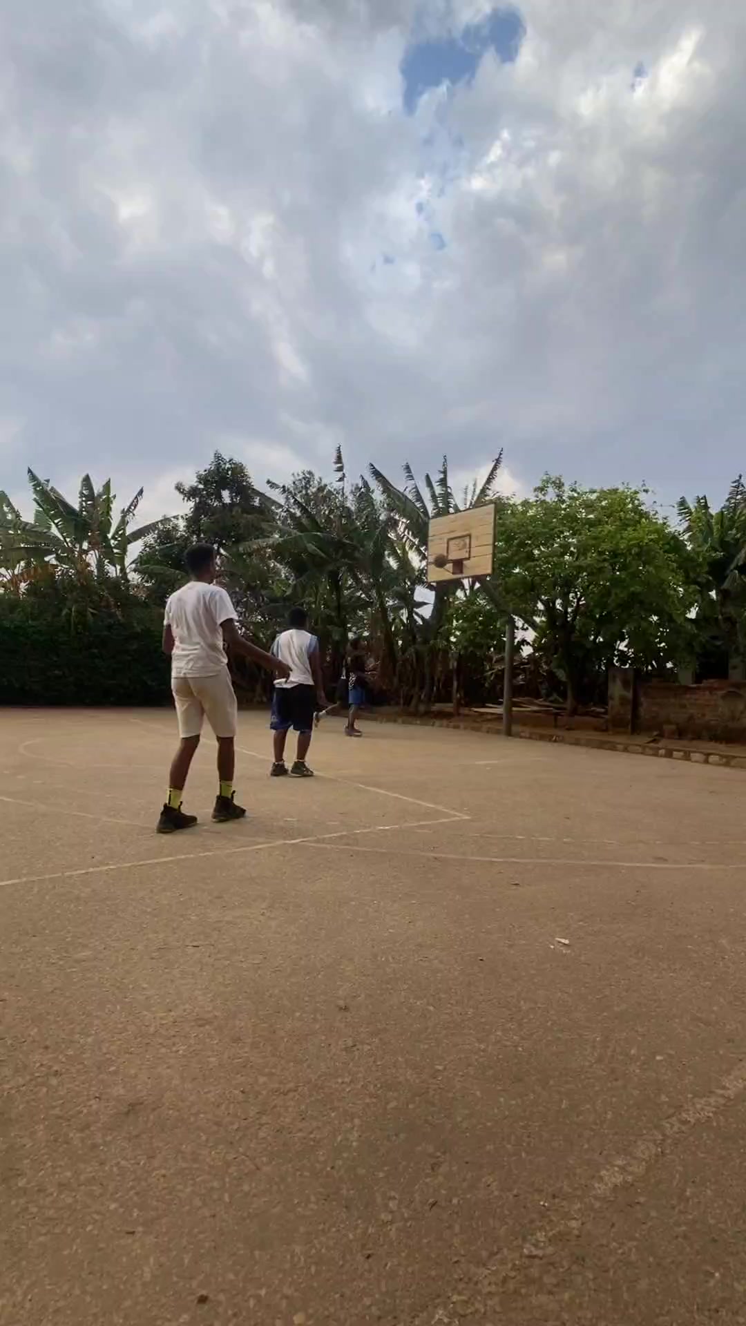 @Rasoanaivo 🤲🏽⚽️