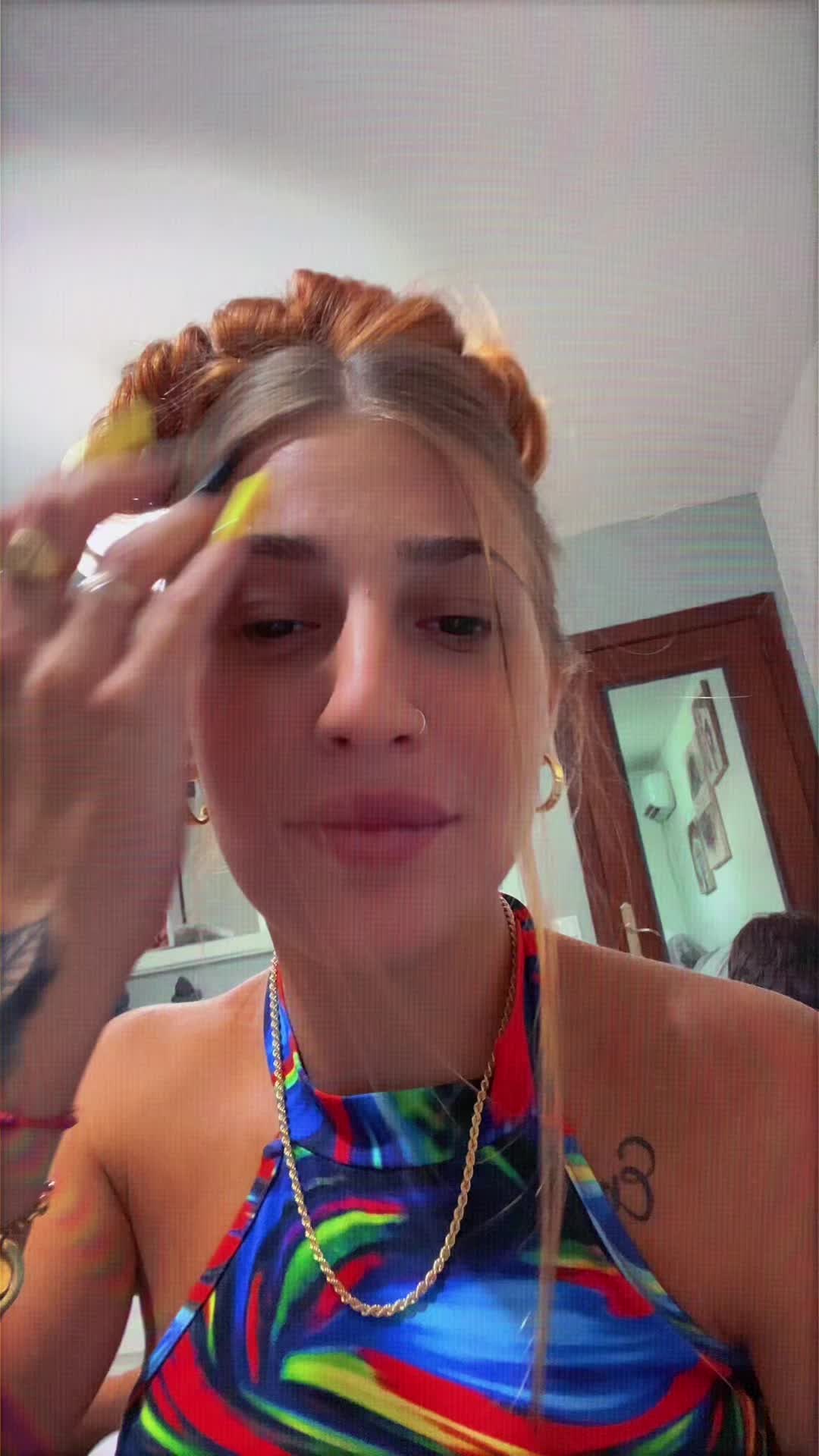 @nayarahernandezz