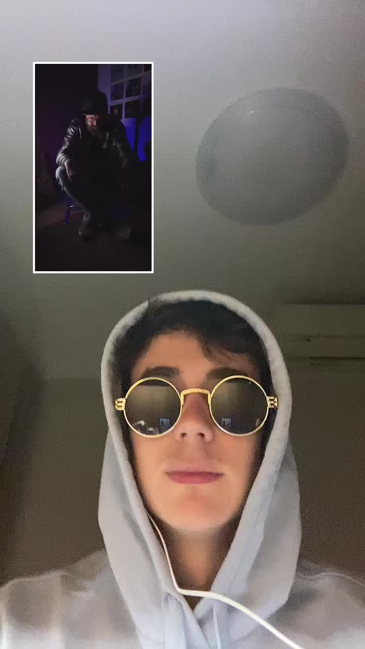 @levrai2Pay