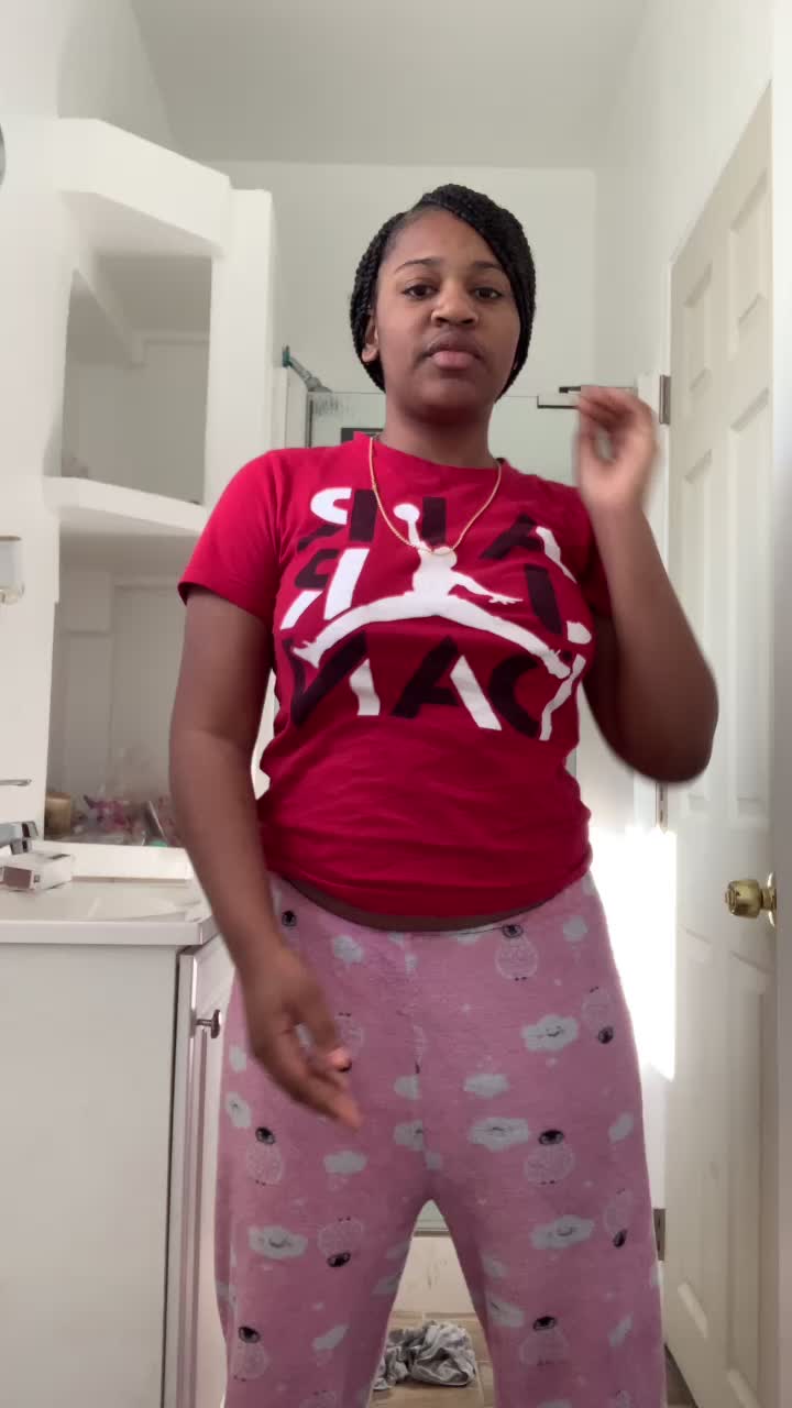 @naynay😘 .