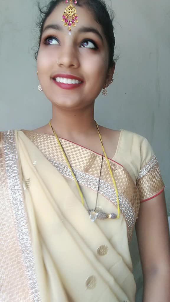 @😍marathi__mulgi😉