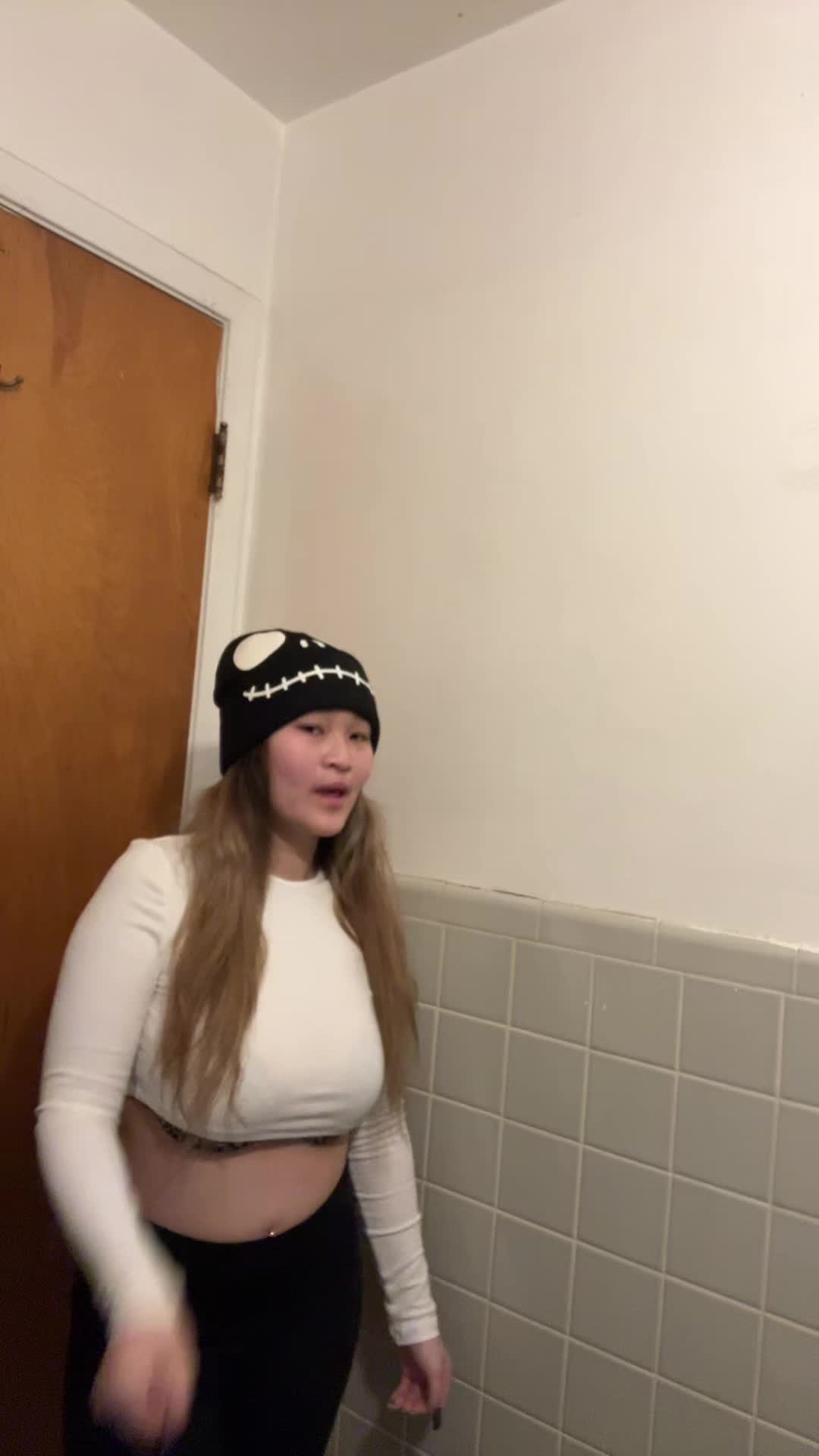 @Sam🤍