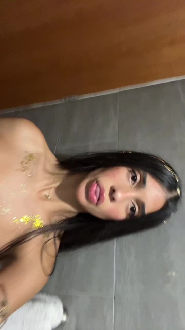 @adrianna