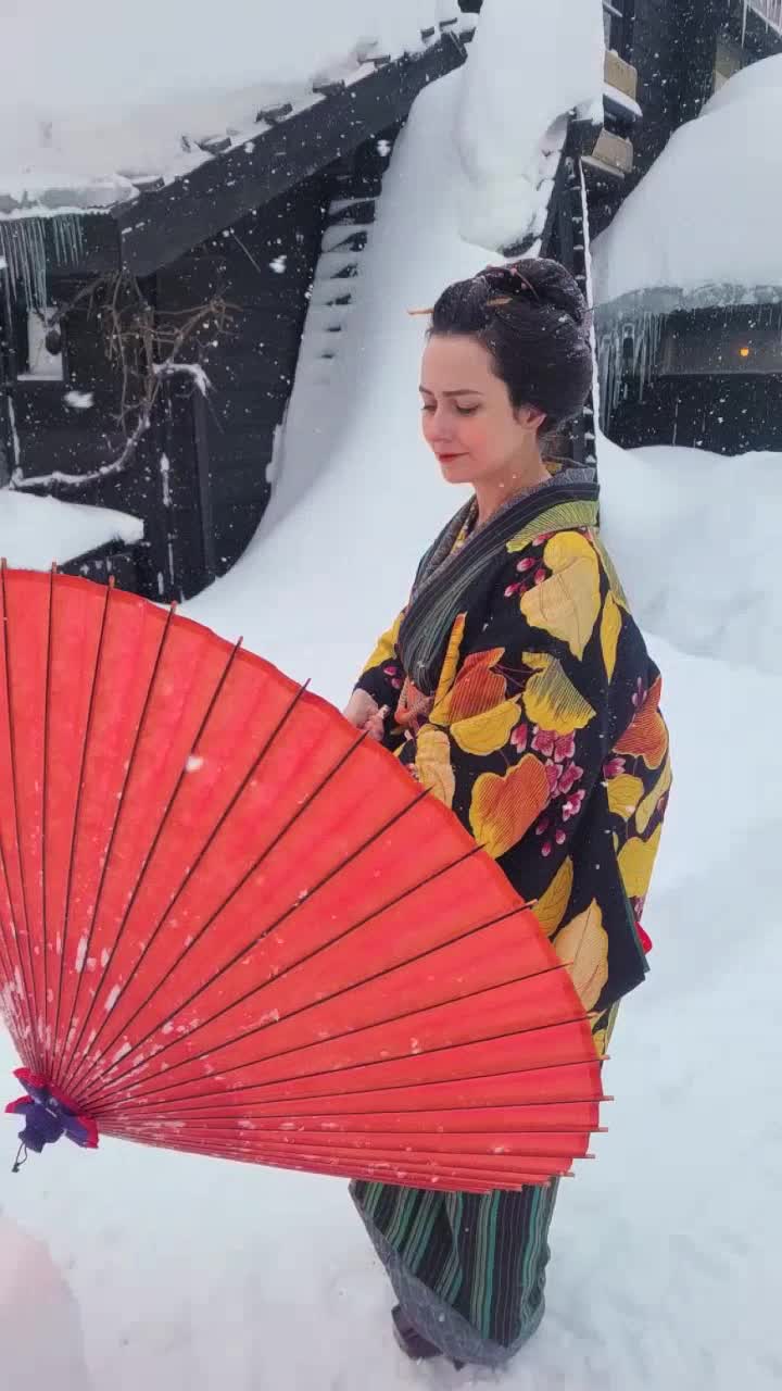 @akinoroza