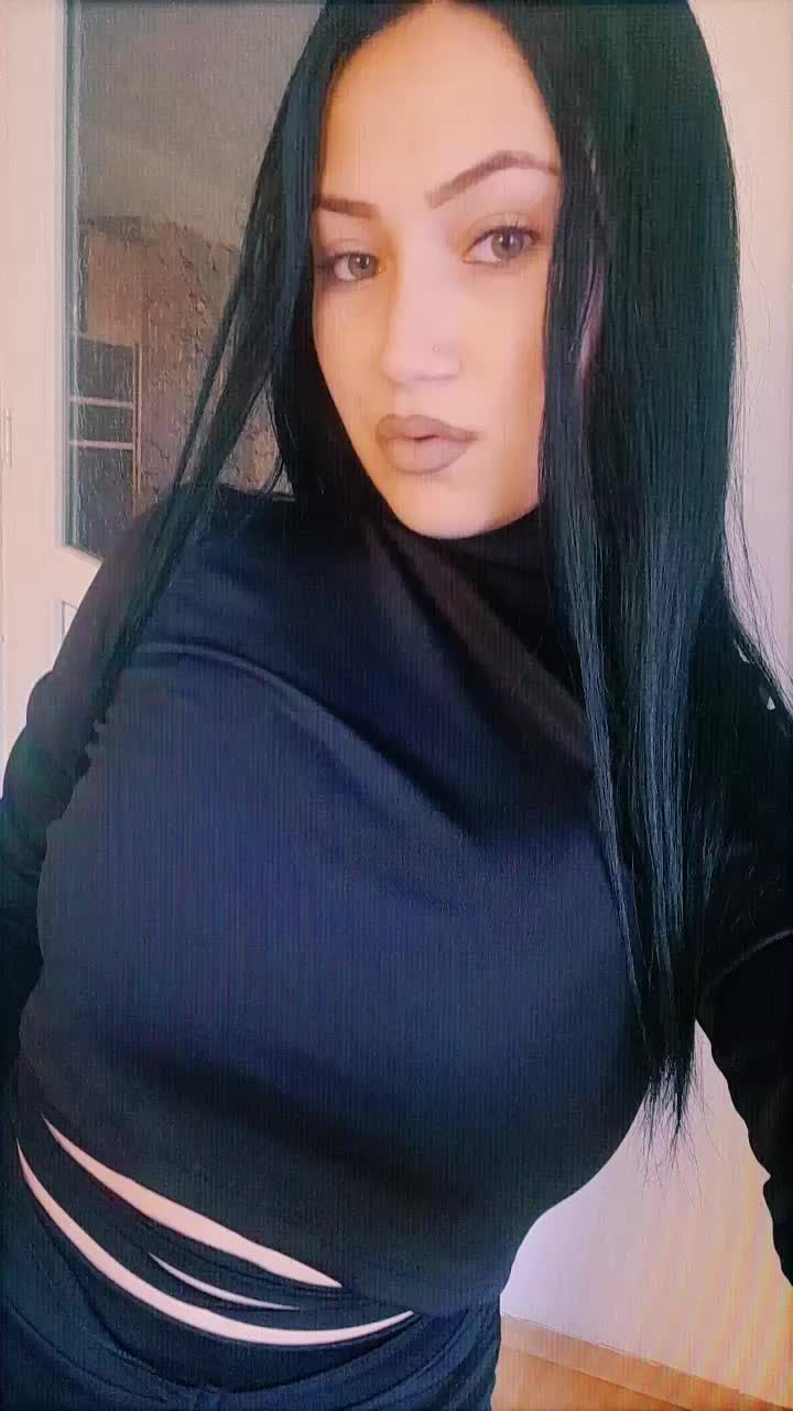 @Daria Alexandra