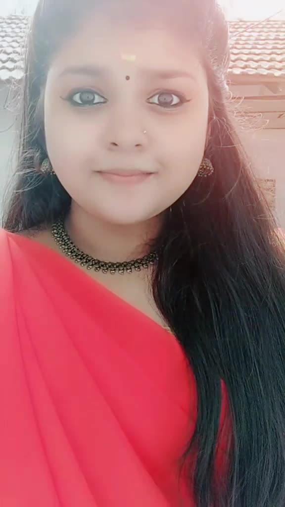 @varsha_ponnuss