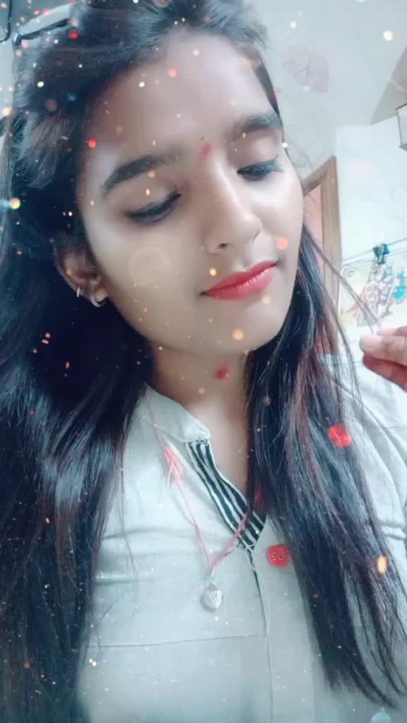 @nishuu_