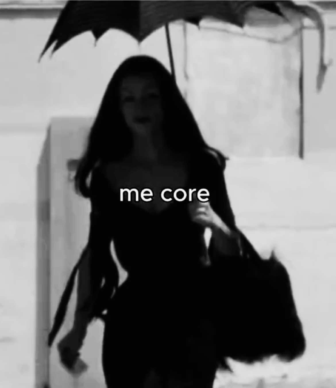 @𐕣