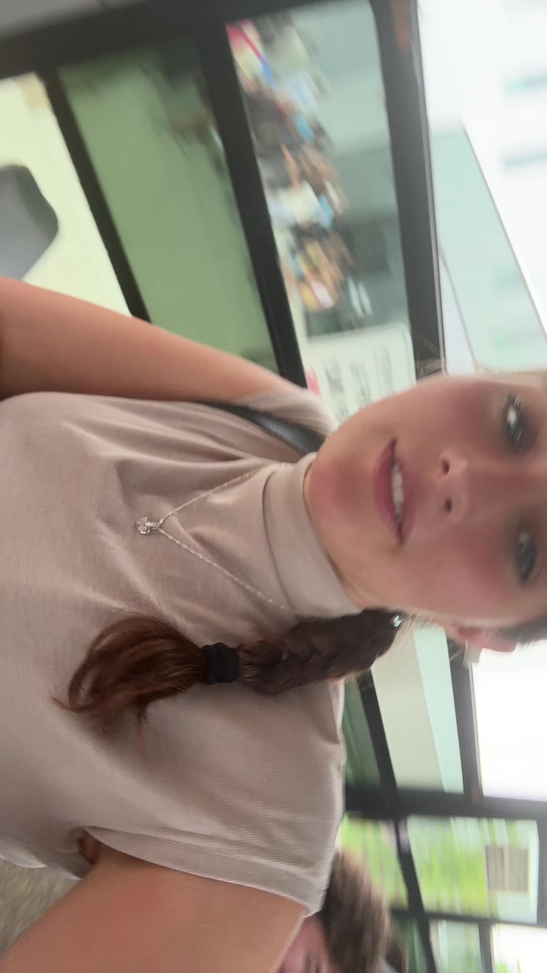 @agustina.bono
