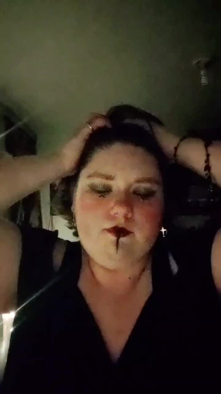 @WolveAmber