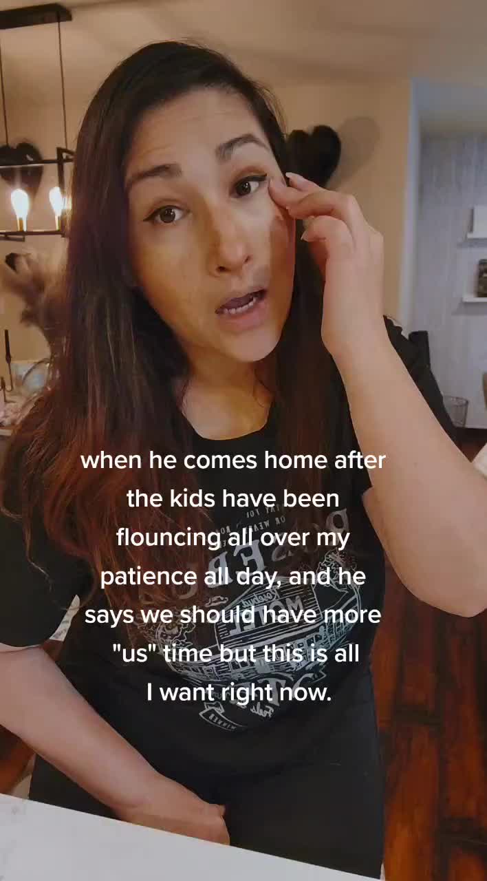 @mommycusses
