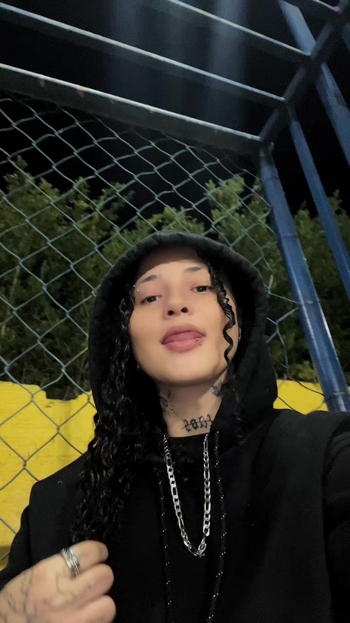 @_djangell