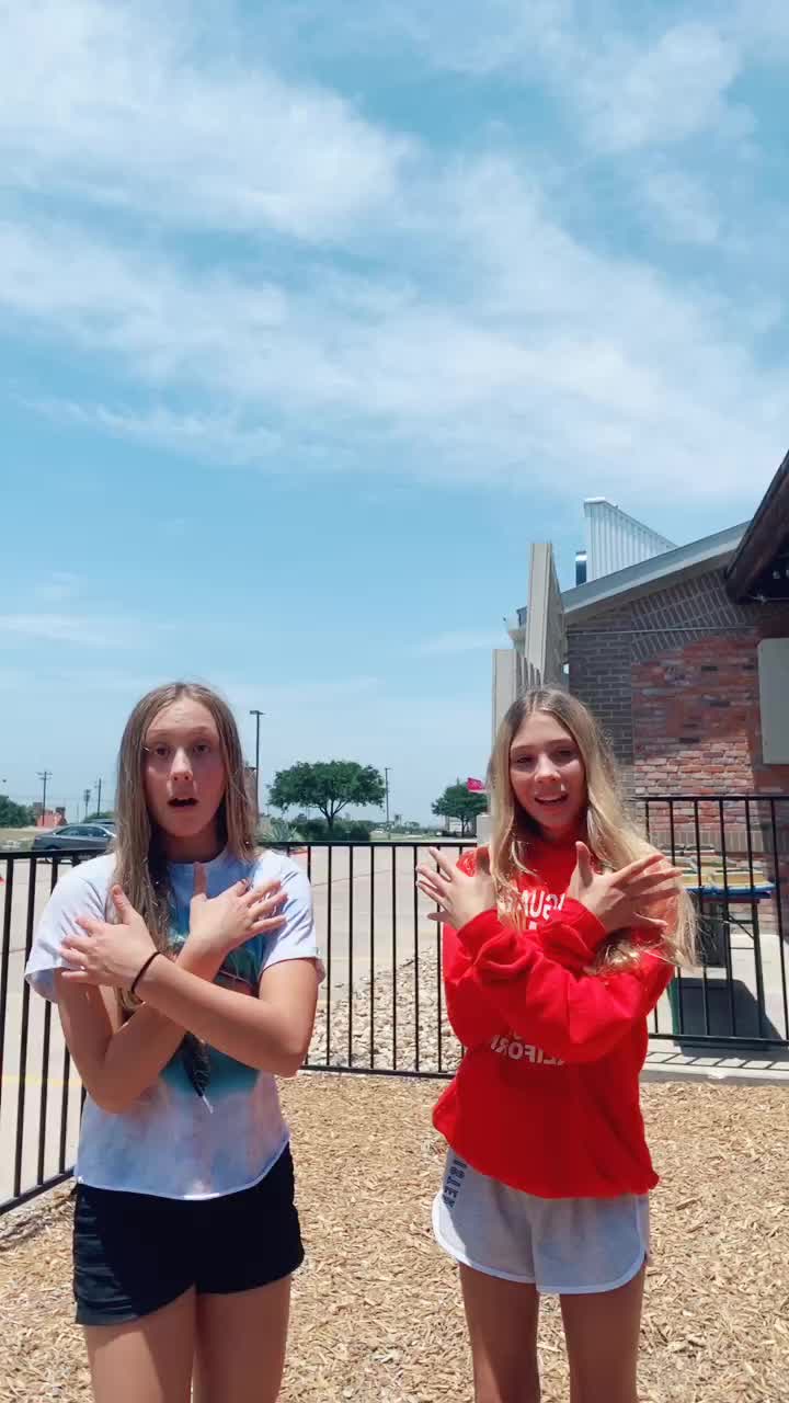 @RAWR😍
