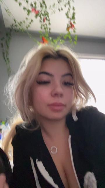 @<3