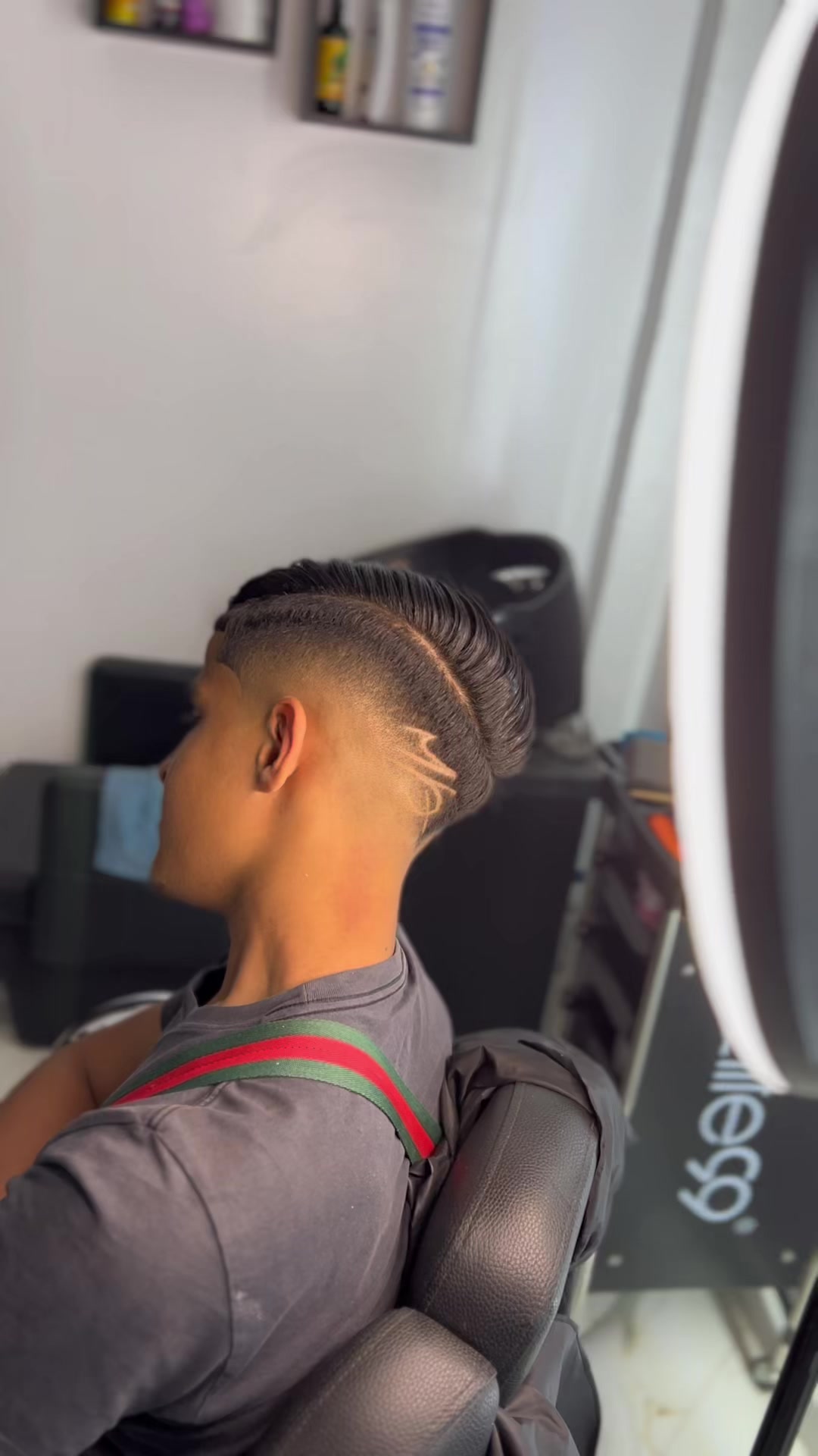@coiffeur ๐ฎ๐น