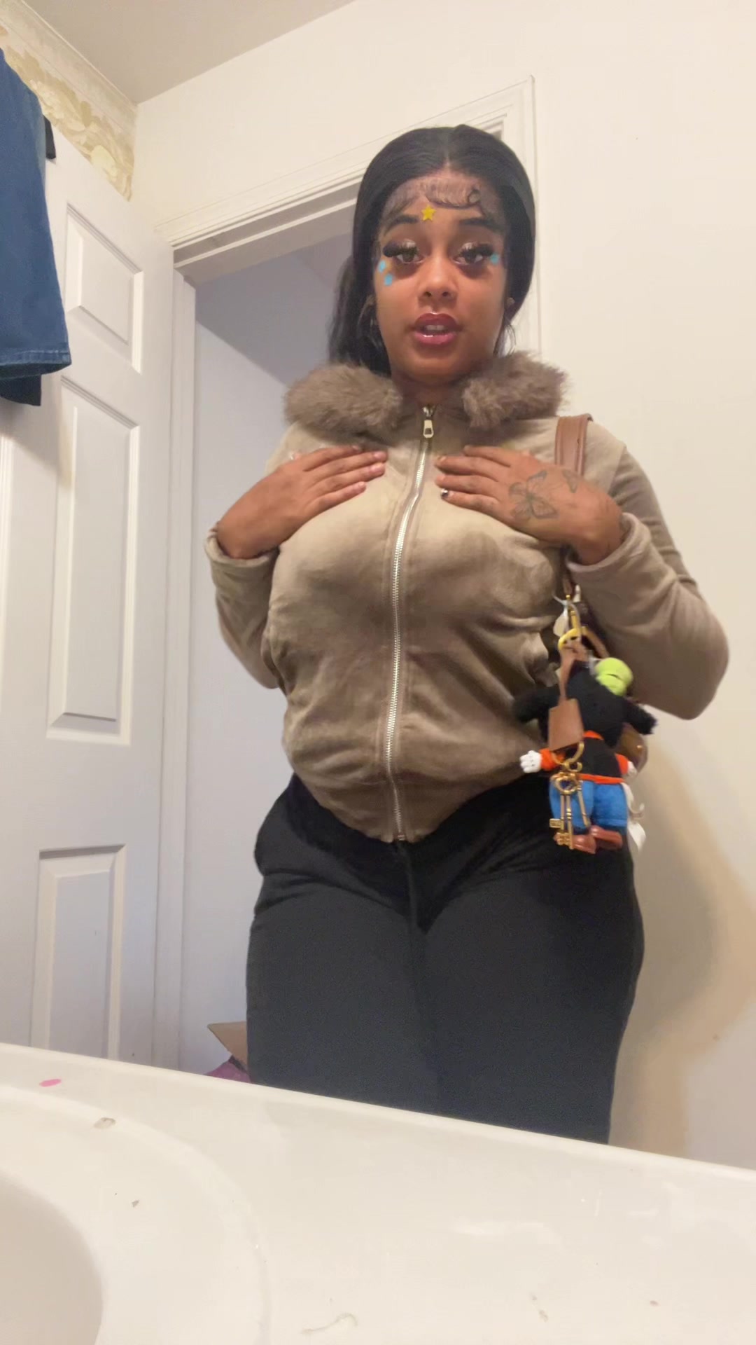 @icyworld8