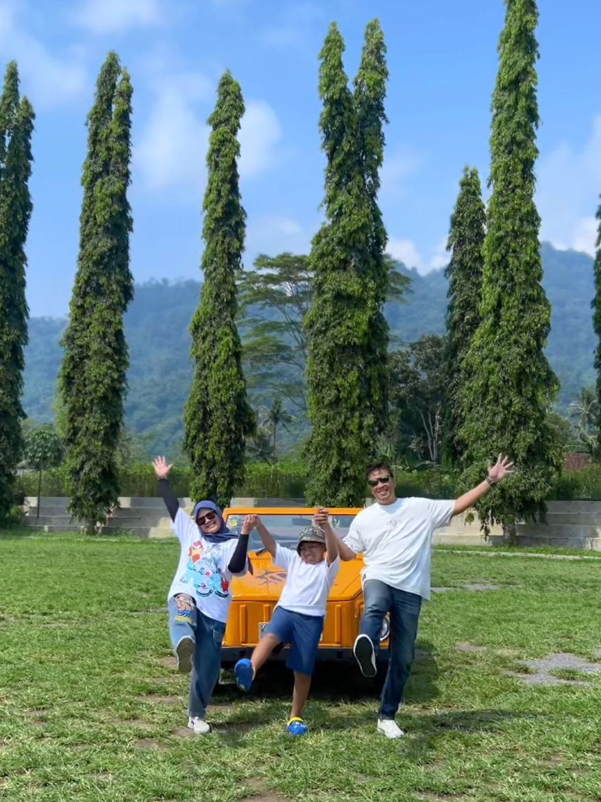 @nadhira tour travel jogja