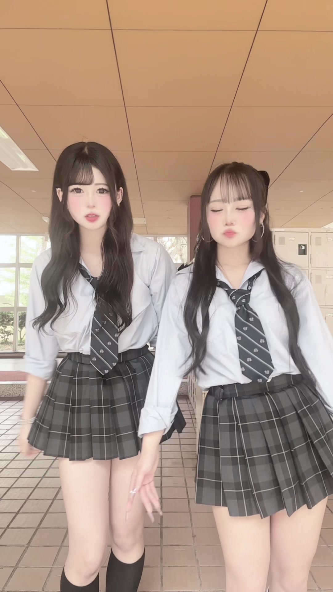 @モモカ