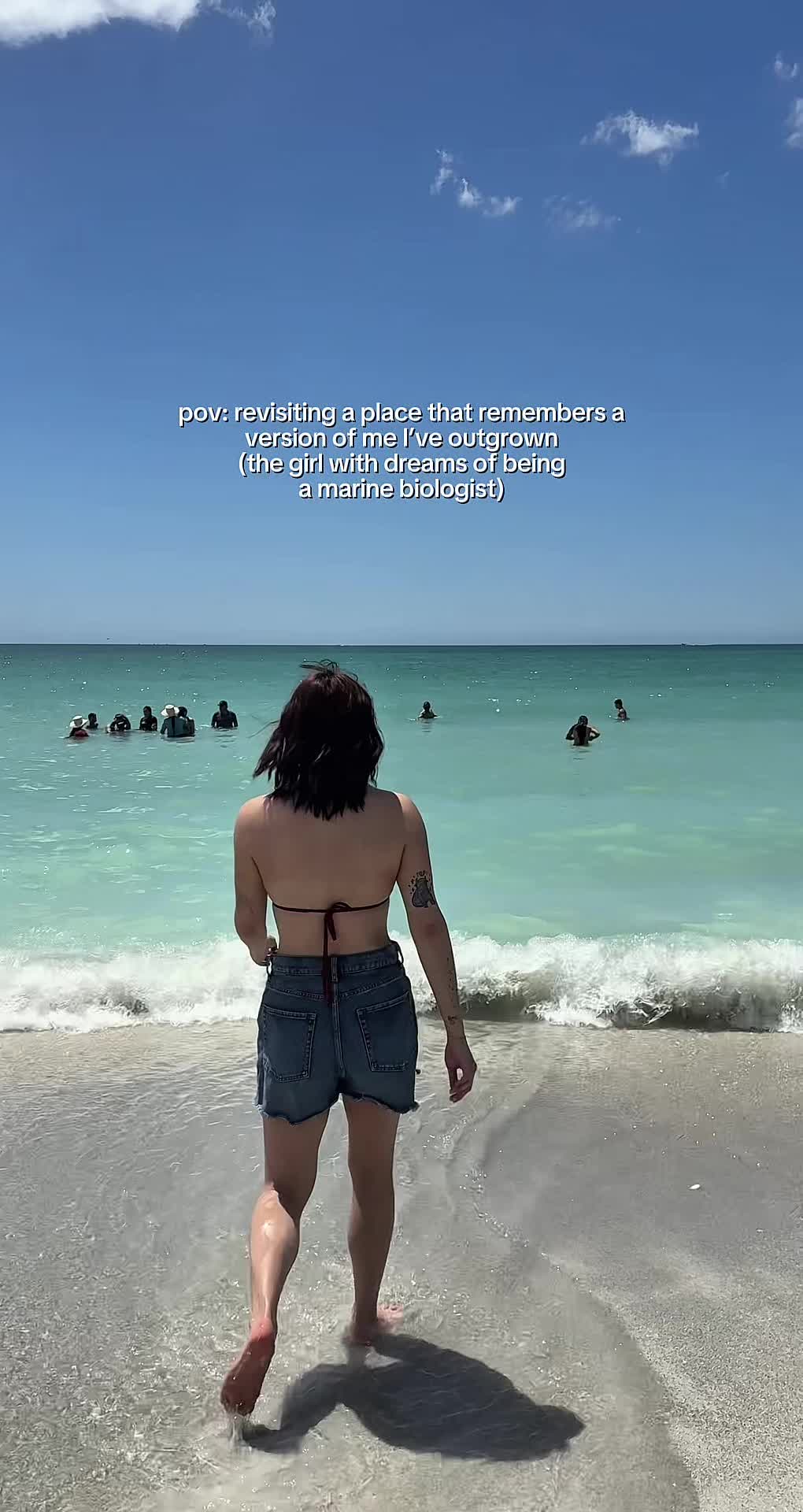 @alyxandriaang