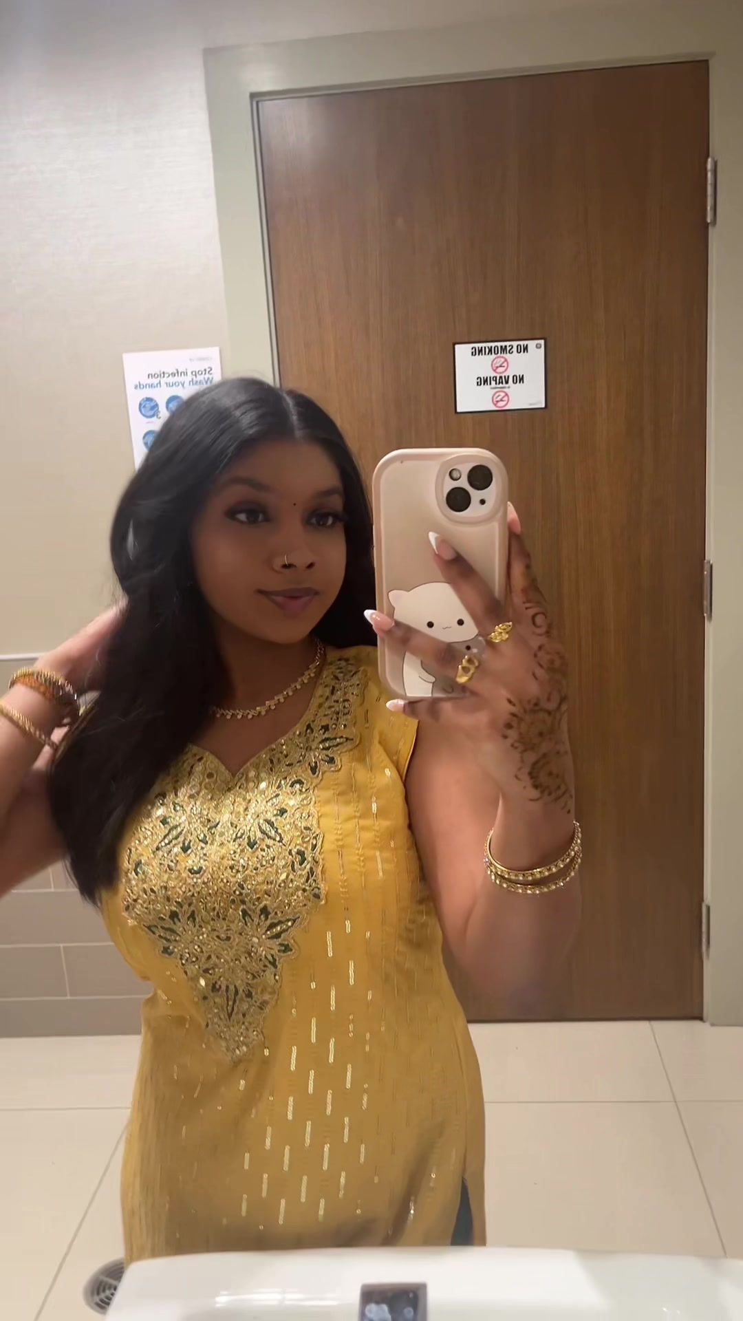 @Nivashiniii 💕