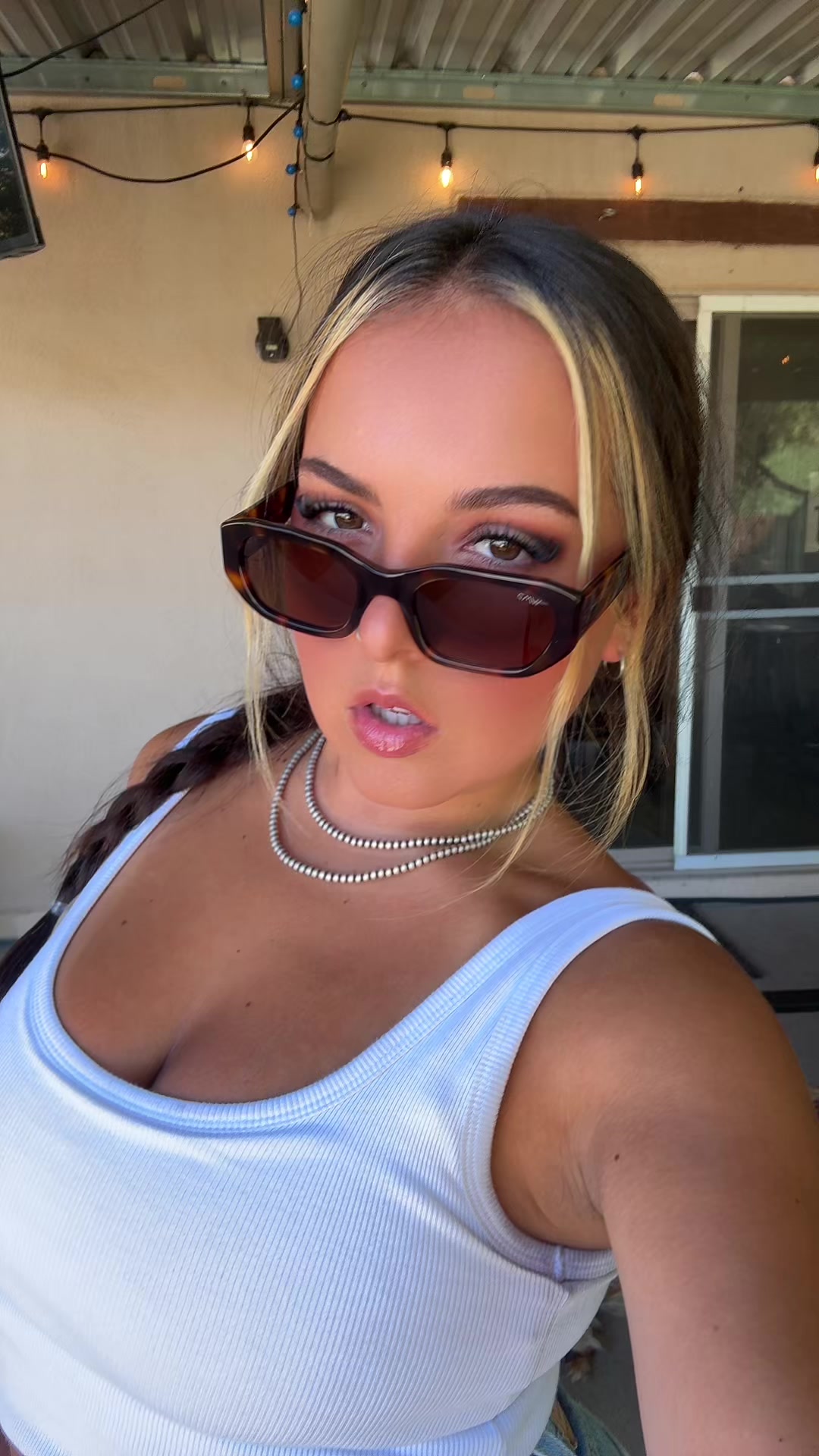 @pikivids_