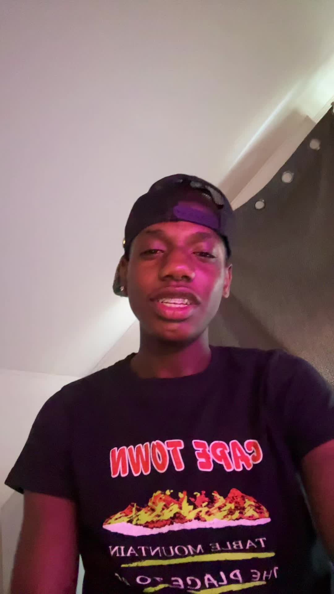 @Ihatebeingugly