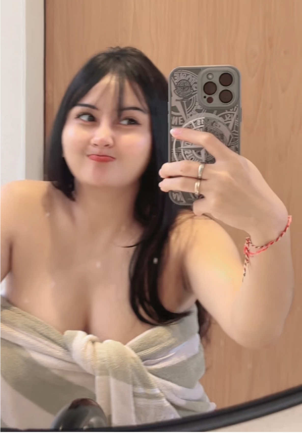 @Anisagandagita