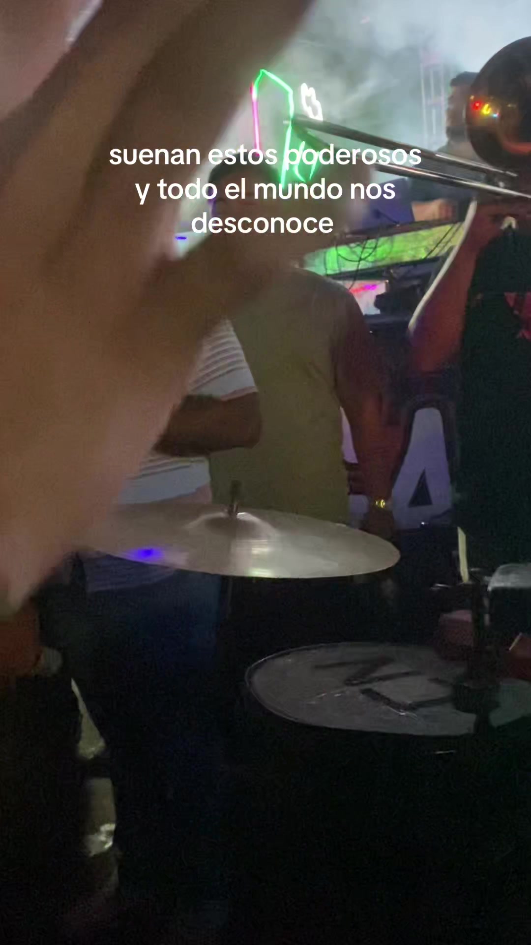 @𝓐𝓫𝓫𝔂 𝓯𝓵𝓸𝓻𝓮𝓼 ✨