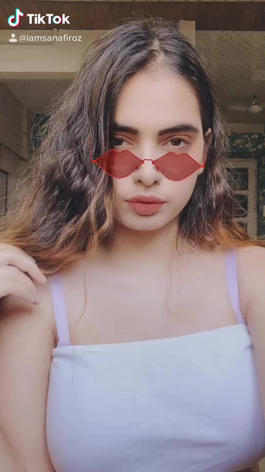 @Iamsana