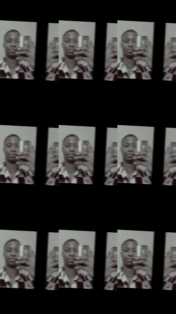 @plutomania$@