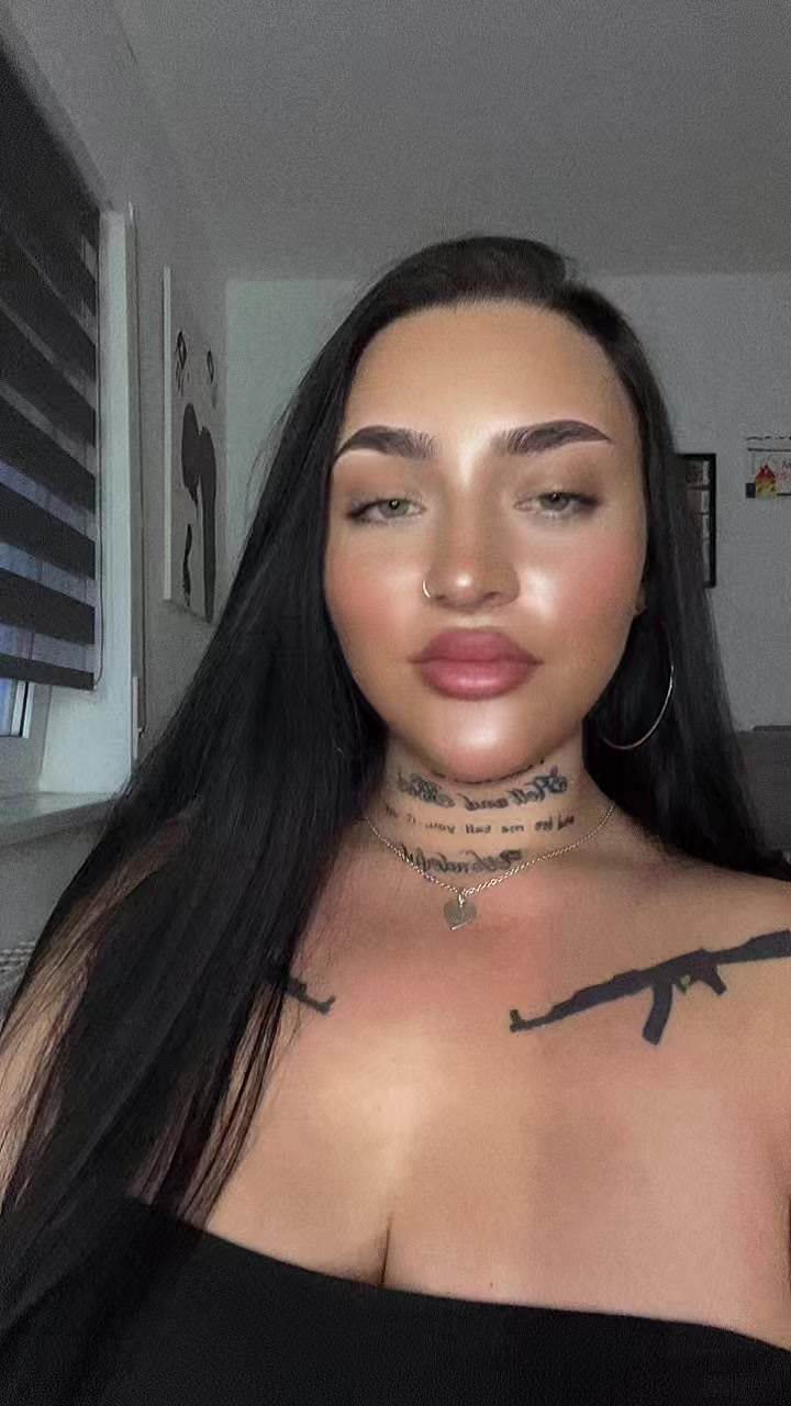 @ILoveMyFiancee👩🏻&zwj;❤️&zwj;👩🏻