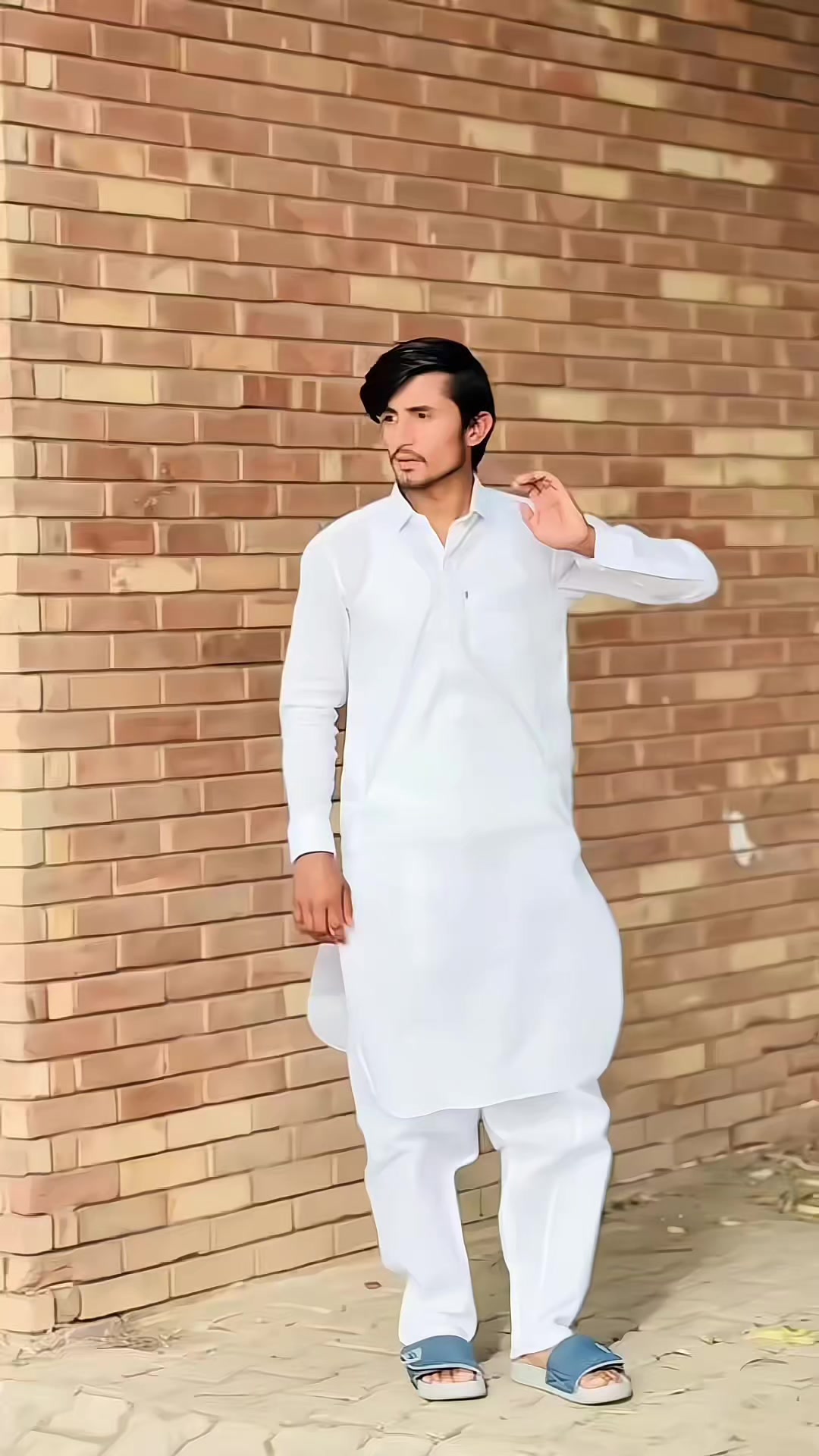 @چوہدری نقاش گوندل(جہانخنانہ)