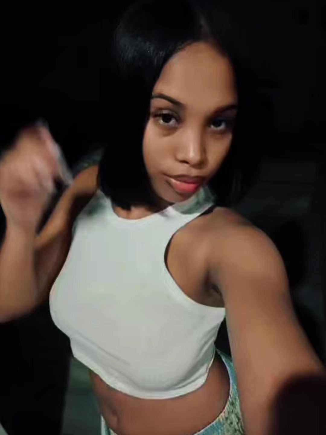 @deonique.xo