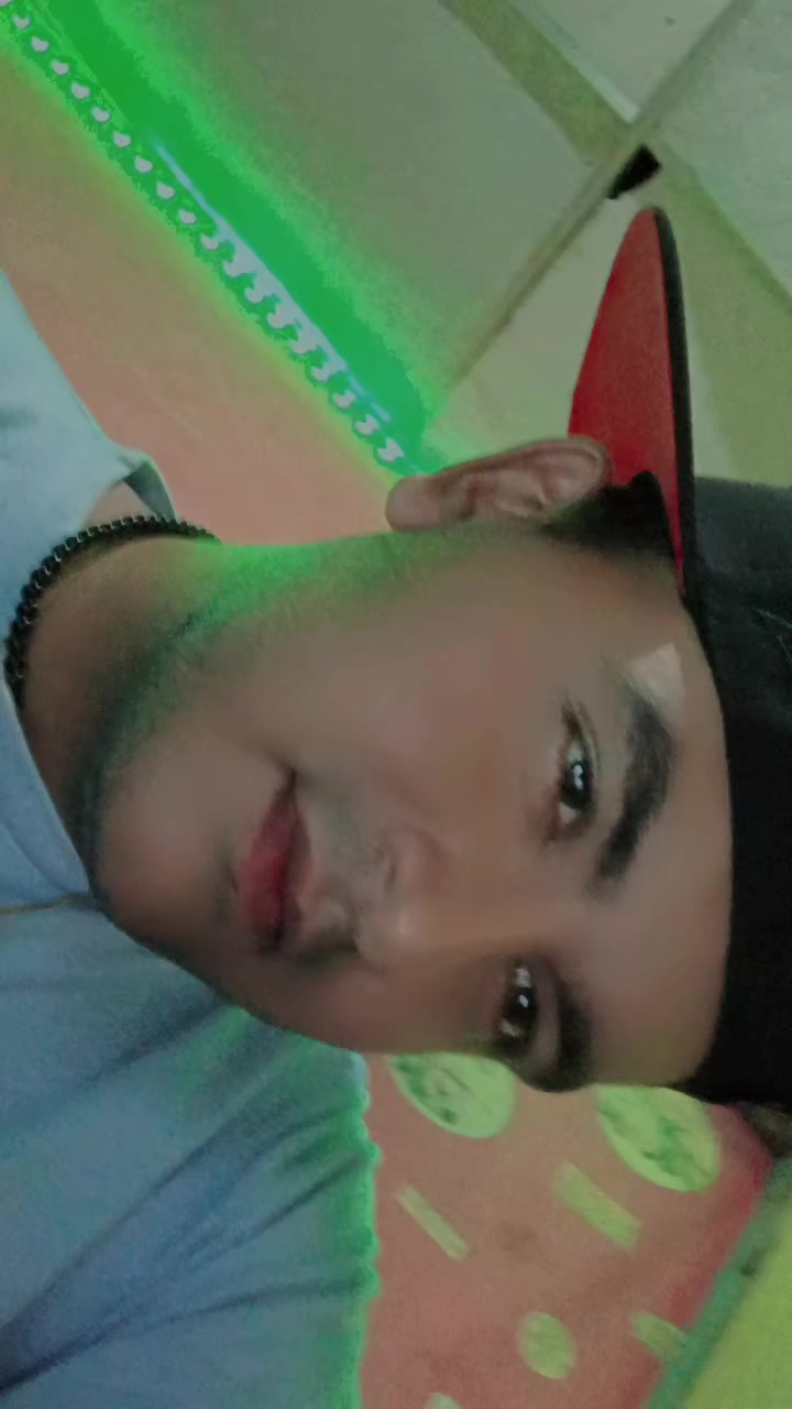 @๐ฎ๐๐๐๐๐๐๐๐๐ผ• Te sigue