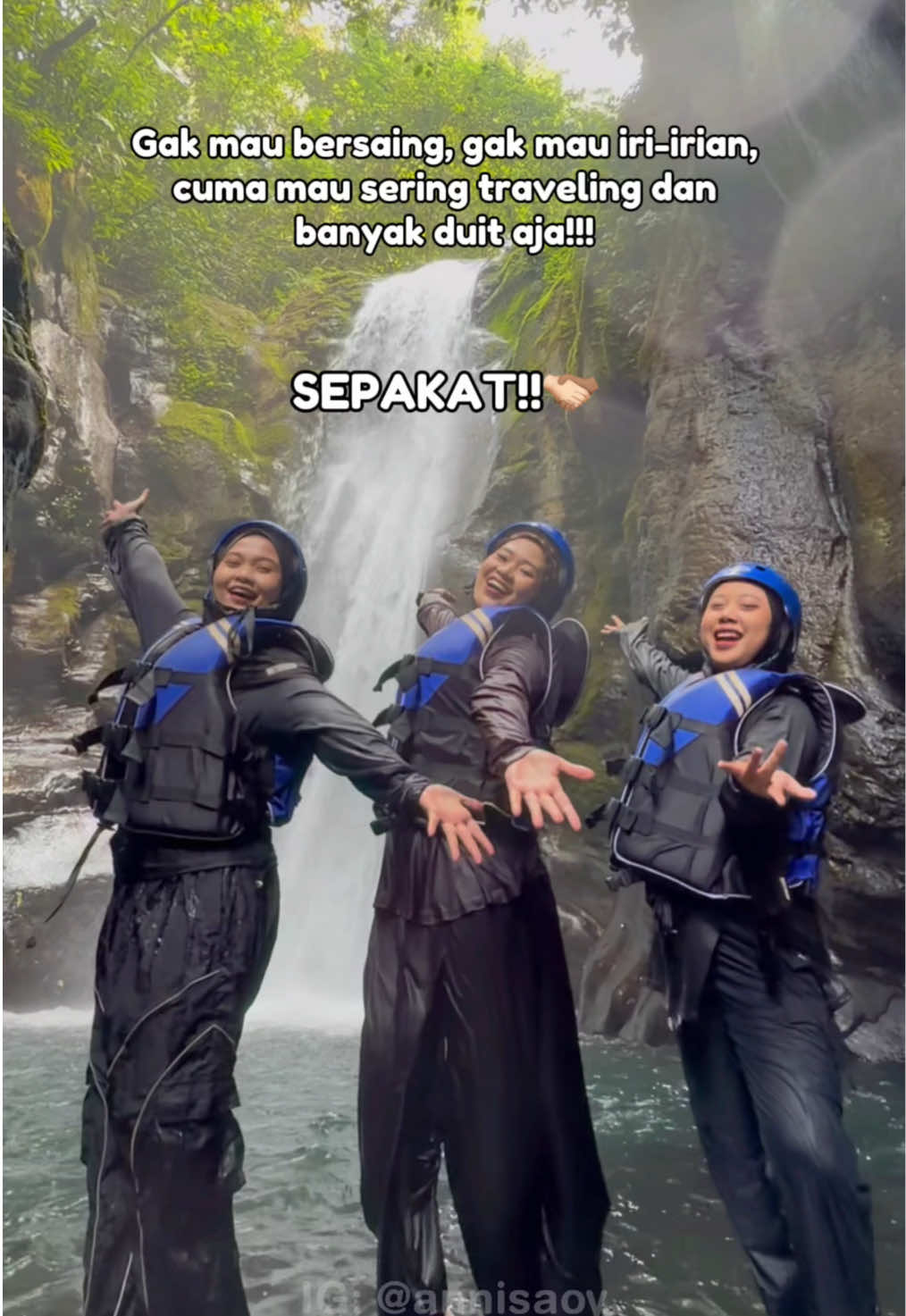 @Bunda Annisa🌸💄