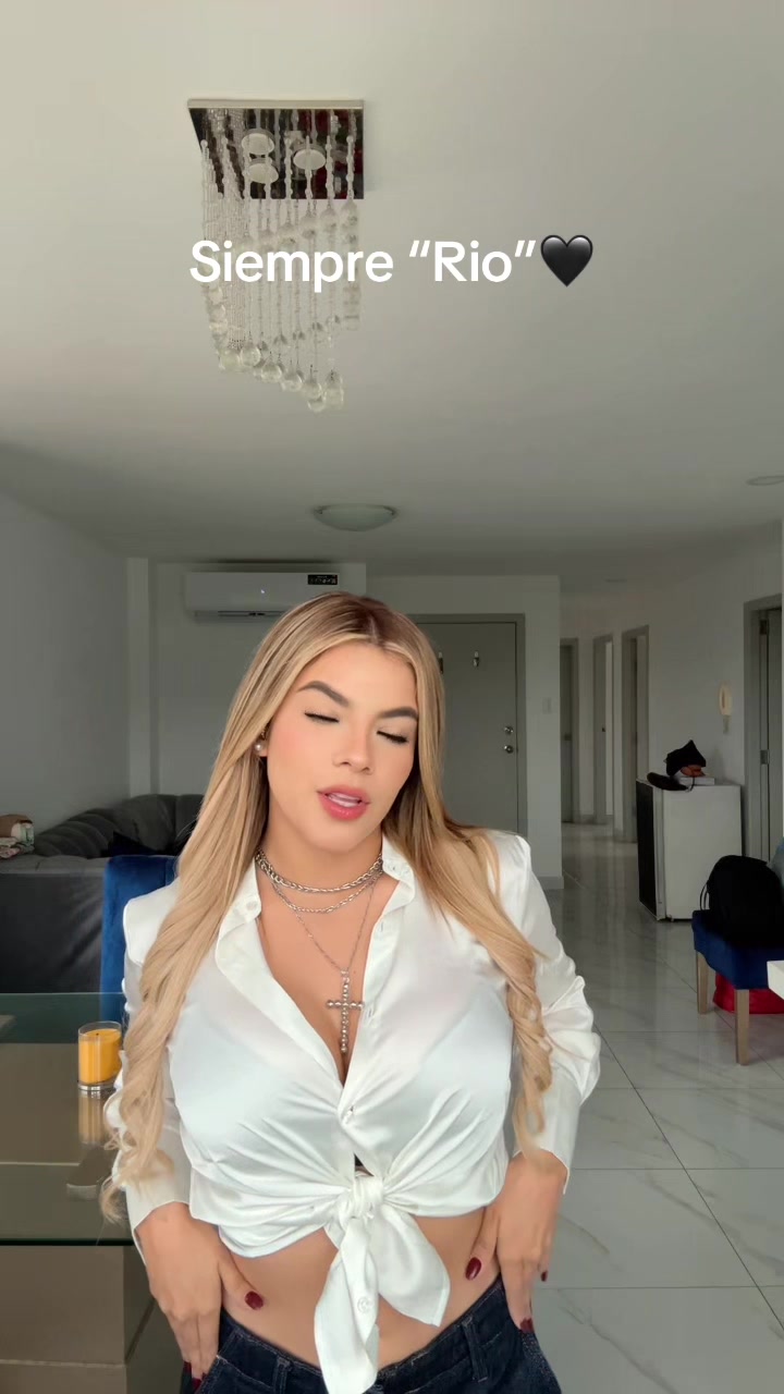 @AilyOficial