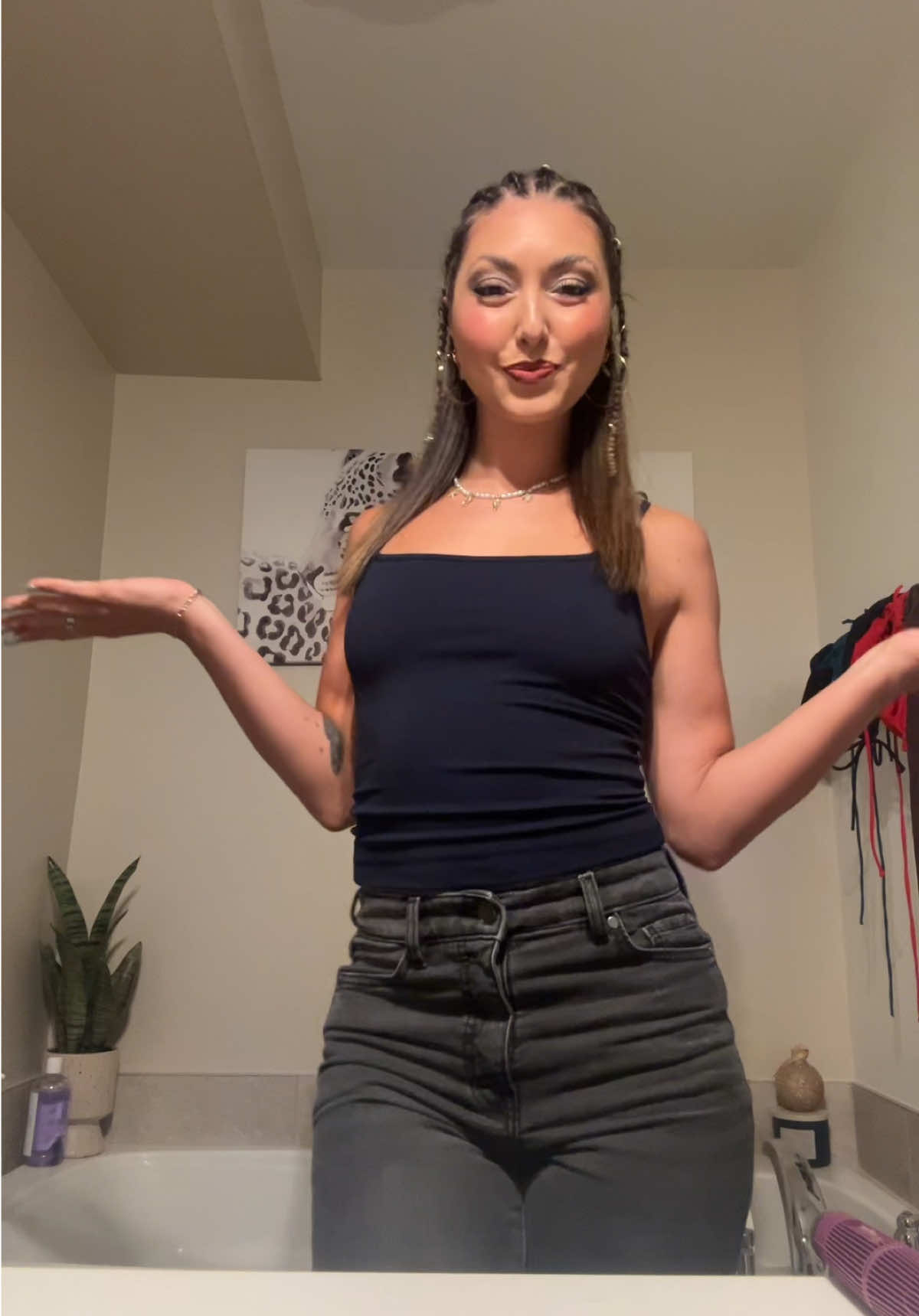 @Laurie Dara&icirc;che