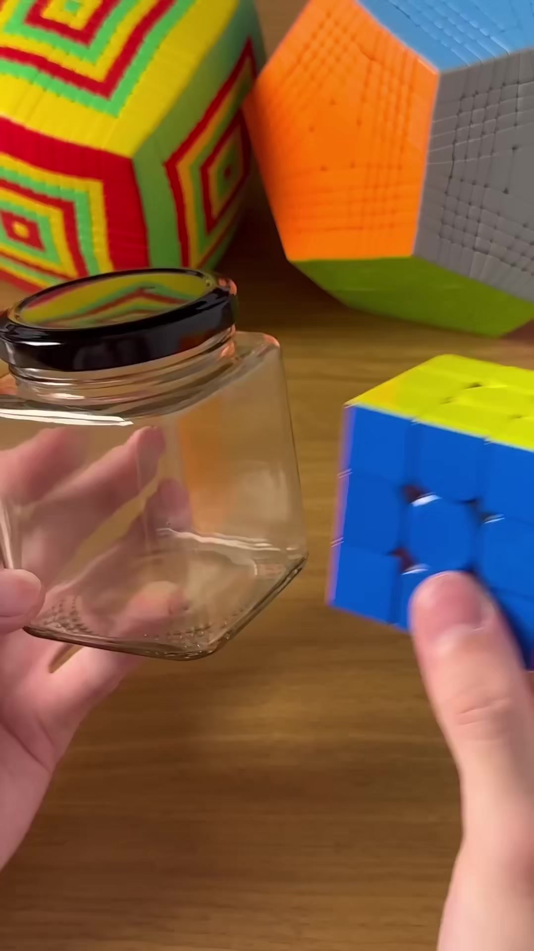 @Golden_Cuber